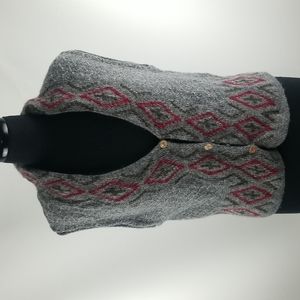 Sisley Gray Knit Sweater Vest with Pink Diamond Pattern
